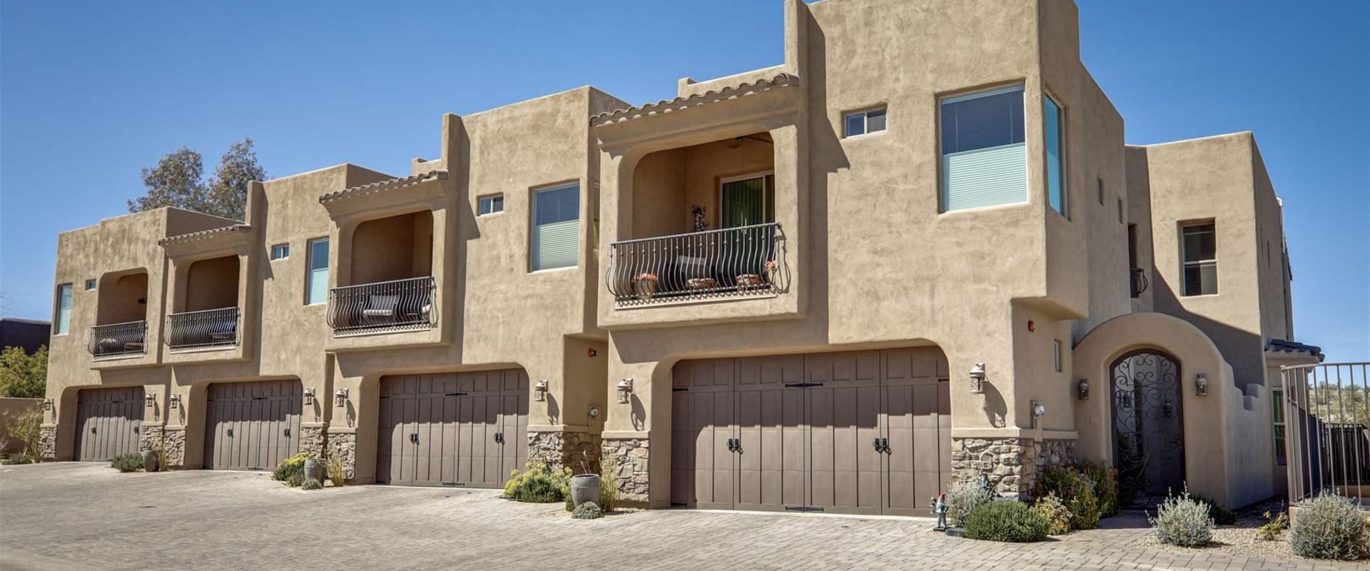 The Impact of Visitors on Addiction Treatment in Phoenix, AZ